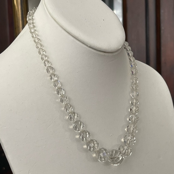 1940s faceted genuine rock crystal graduated bead necklace - Picture 2 of 6